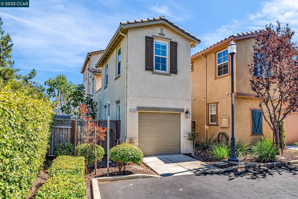 HILLTOP - Residential