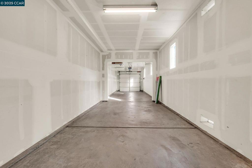 HILLTOP - Residential