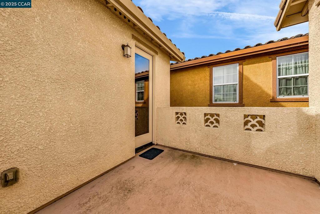 HILLTOP - Residential