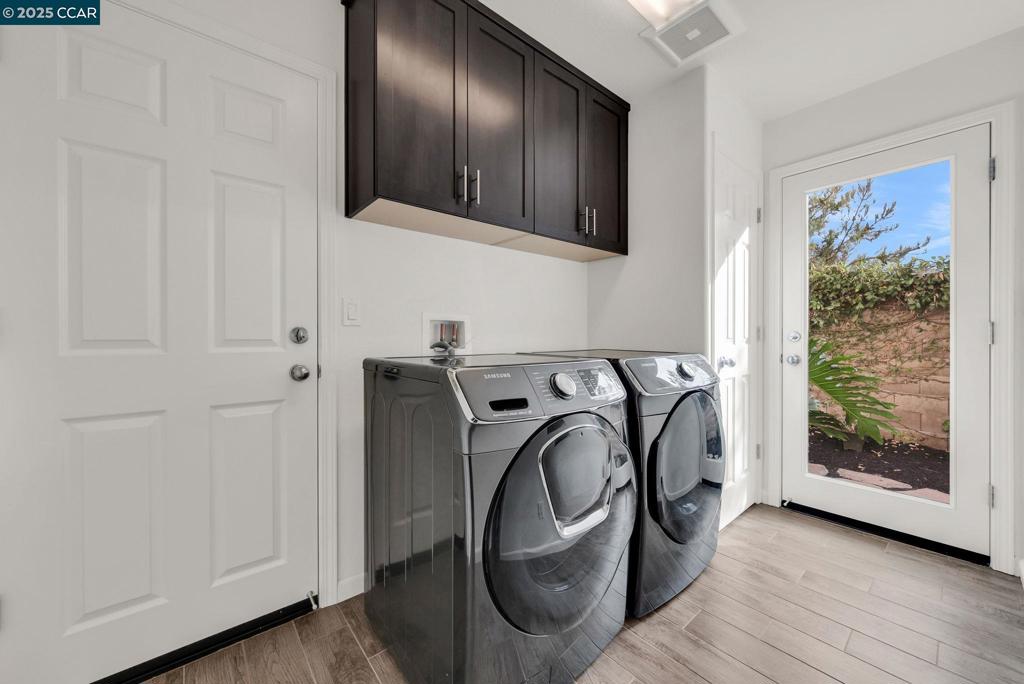 HILLTOP - Residential