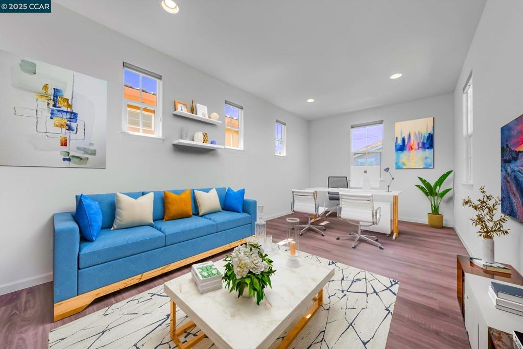 HILLTOP - Residential