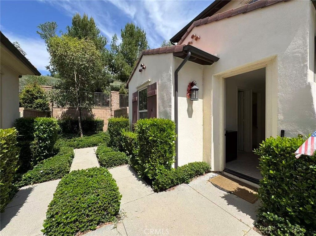 Photo of 231 Bright Poppy, Irvine, CA 92618 (MLS # WS26033912)