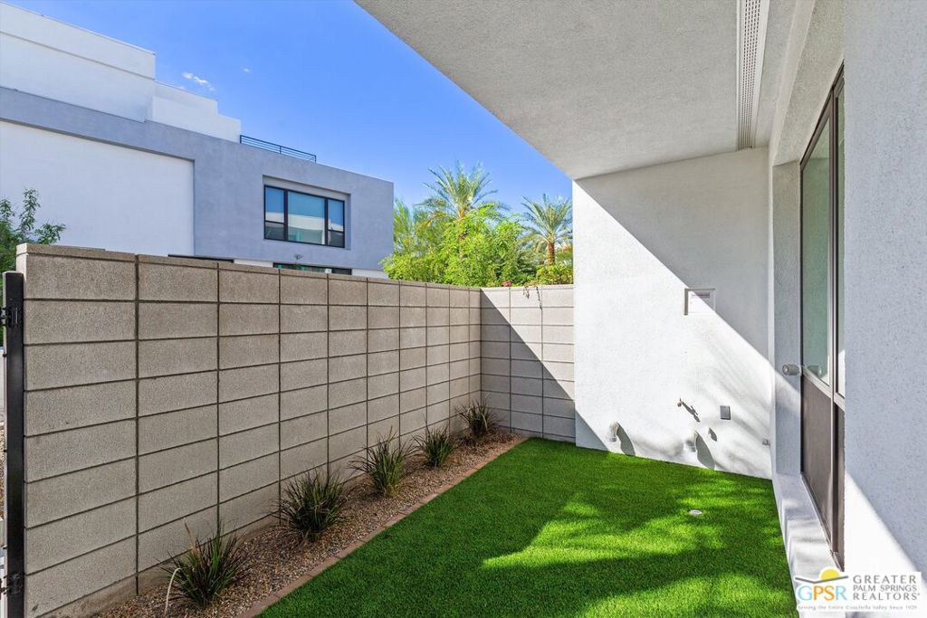 906 Cameron Center Drive