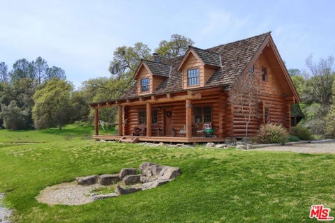 Photo of 41924 Patrick Avenue Ave #TPN4337/1, Coarsegold, CA 93614 (MLS # 26663901)
