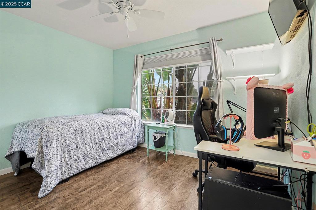 VINTAGE PARKWAY - Residential