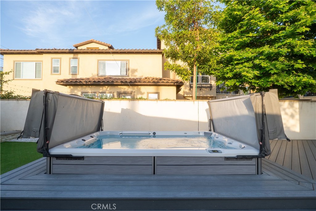 10511 Sausalito Court