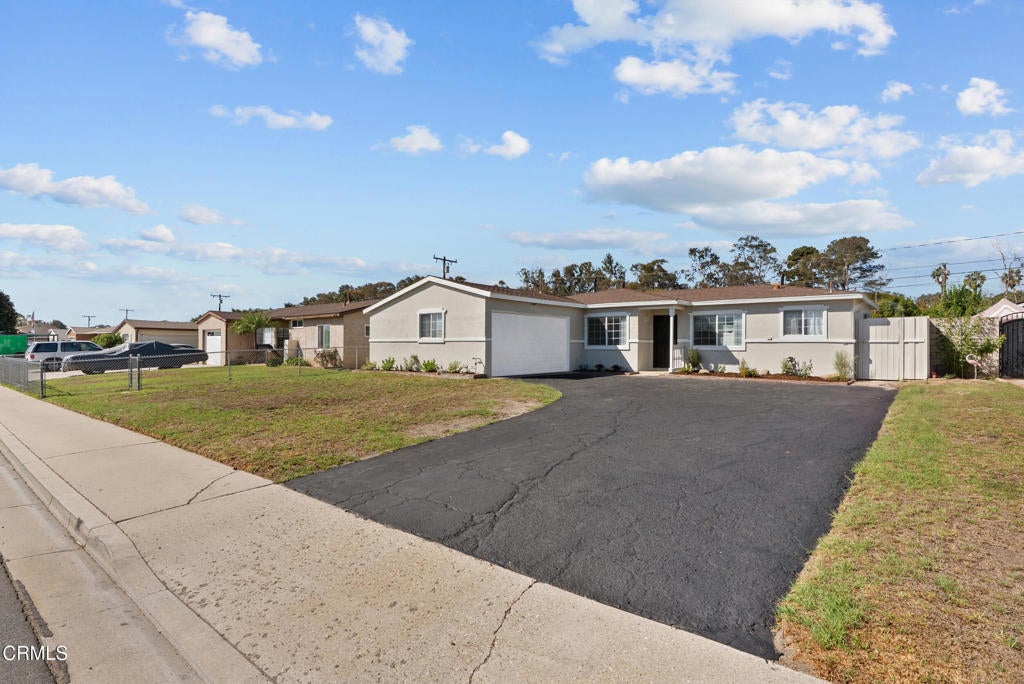 1165 N 5th Place
