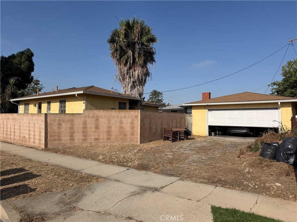 2903 W 140th