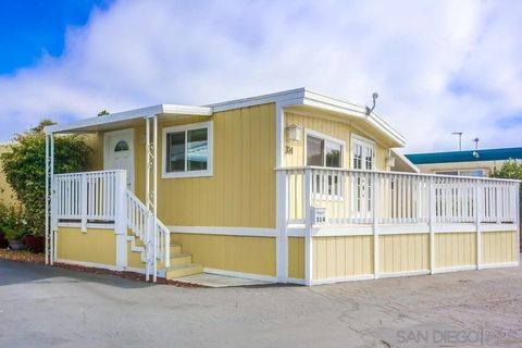 314 Channel Ln Oceanside CA 92054
