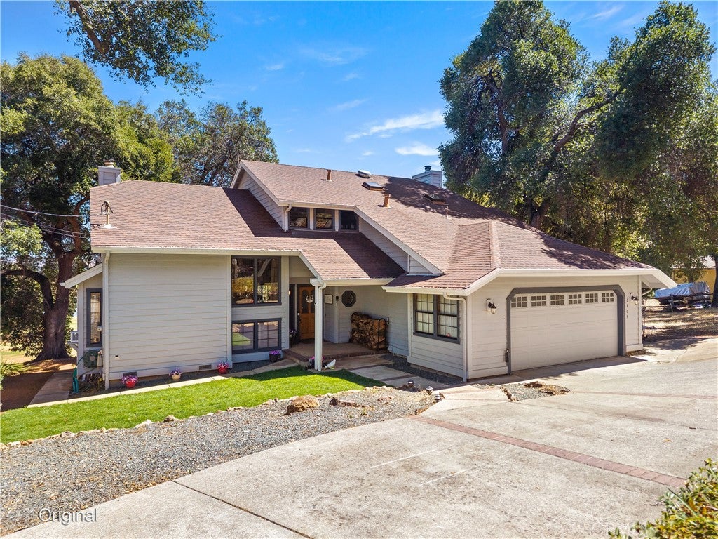 2808 Buckingham Dr