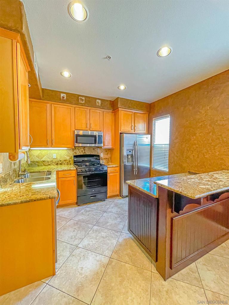 Linda Vista - Residential