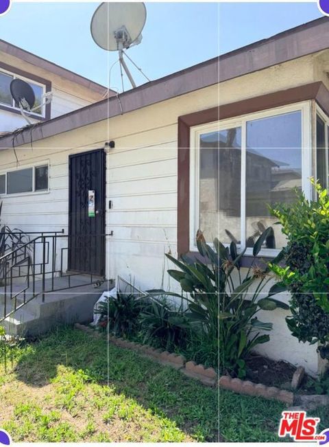 Tiny photo for 10218 Darby Avenue #1, Inglewood, CA 90303 (MLS # 26829725)