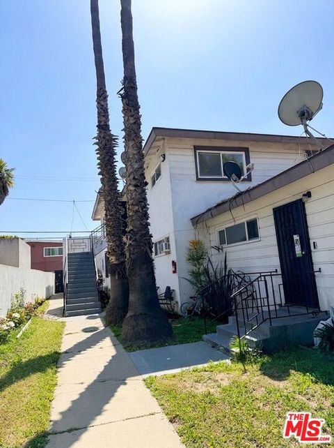 Photo of 10218 Darby Avenue #1, Inglewood, CA 90303 (MLS # 26829725)