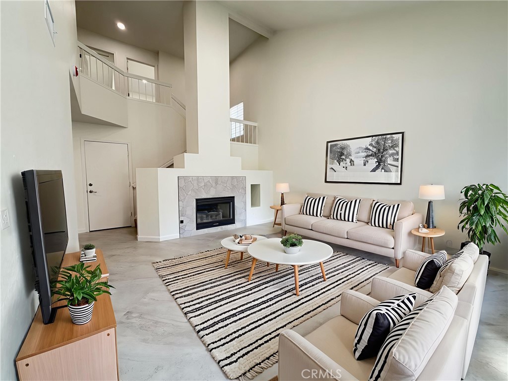 25032 Sanoria Street