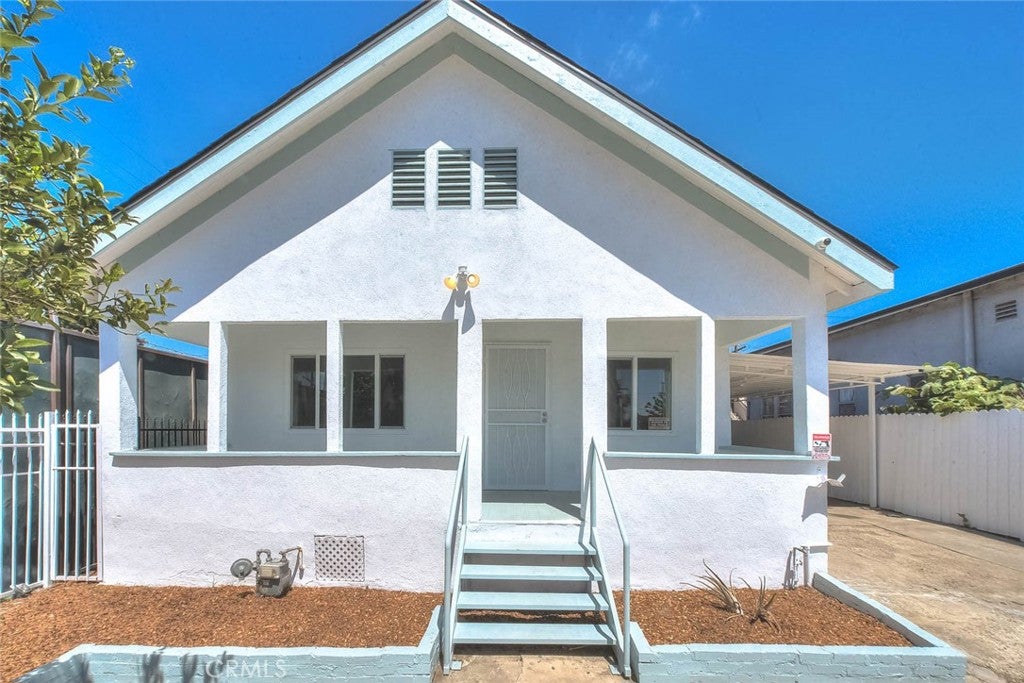5506 Holmes Avenue, Los Angeles CA 90058