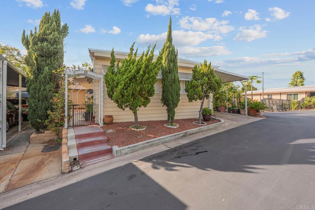 2003 Bayview Heights Dr 18