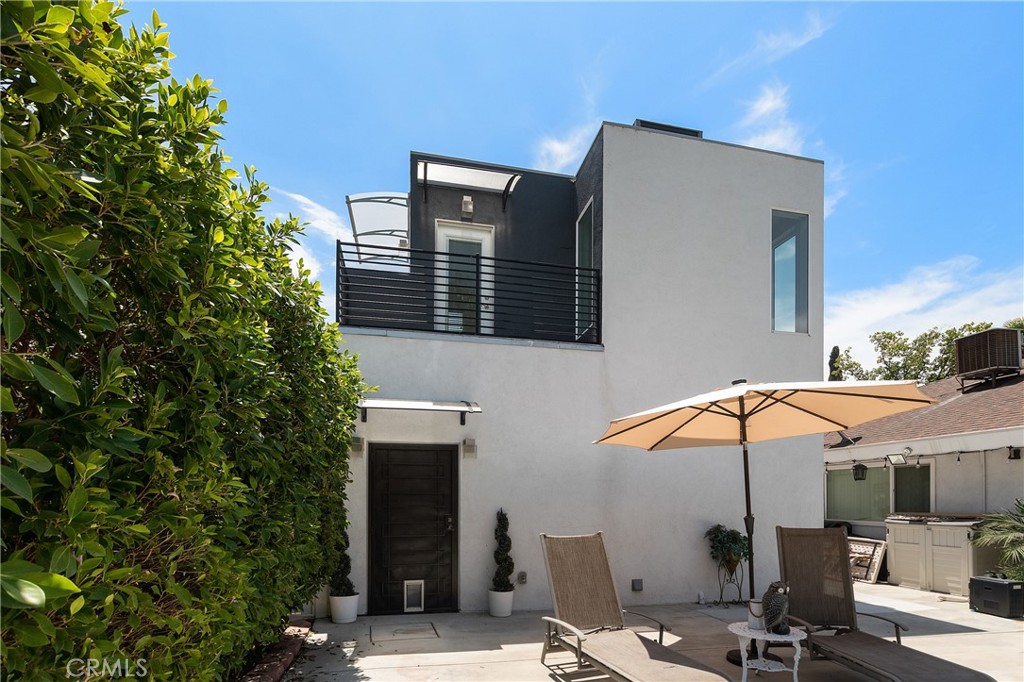 This very modern and newly built ADU is located in one of most desirable areas of Panorama City near Kaiser Hospital. (North Hollywood adjacent). This 1 bed, 1.5 bath guest house is the perfect starter home. Beautiful laminate floors floor throughout the entire house. Kitchen opens up to your dining area with easy access to your private patio. Water softener in the kitchen. The living room has 14 feet tall ceilings with 3 breathtaking skylights. There is a stylish 1/2 bath downstairs for your guests. Underneath your stair case is your washer and dryer hook-ups, as well as an extra closet. Ascending up your modern iron staircase, you will find 1 bedroom and 1 bath with a walk-in shower. The bedroom features 2 separate balconies for you to enjoy coffee with a view. Don't let this property slip by, its truly a one of a kind home with a big WOW factor! Separate gated entrance from the side of the property. All utilities included in rent besides electrical.