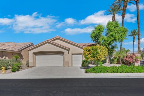 Photo of 78370 Gray Hawk Drive, Palm Desert, CA 92211 (MLS # 219144327DA)