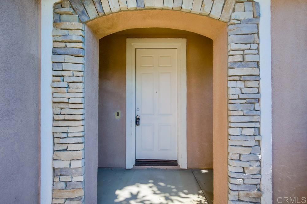 1238 Avenida Amistad