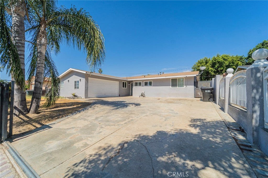 1023 N Orange AVE, La Puente CA 91744