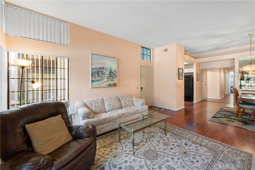 2601 S Broadmoor Drive 44
