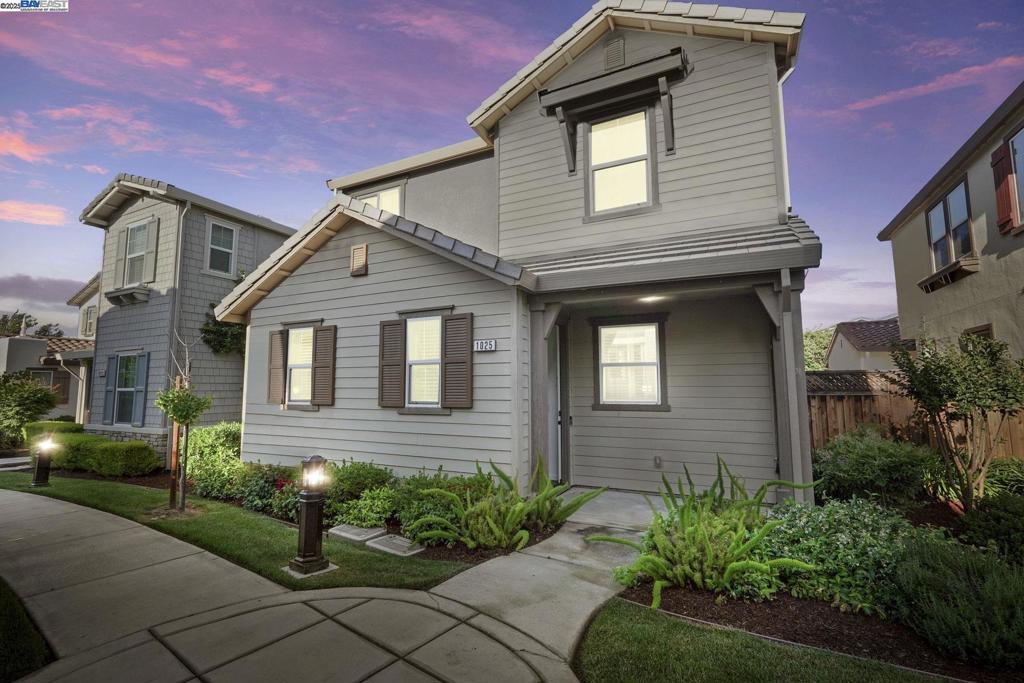 MOUNTAIN HOUSE - Residential