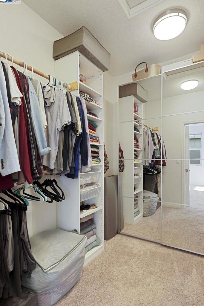 MOUNTAIN HOUSE - Residential