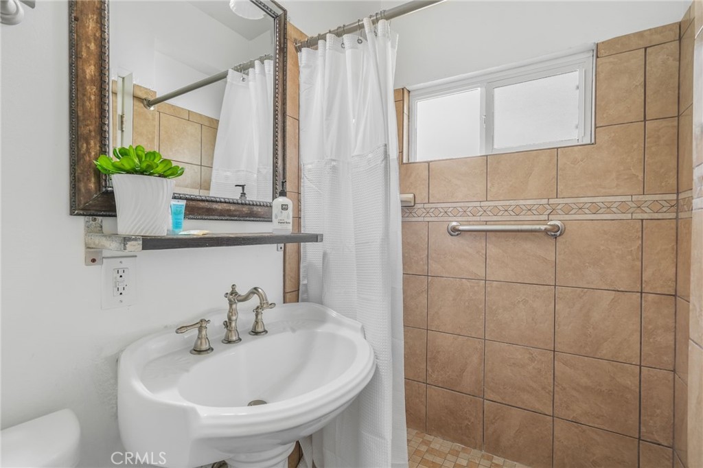 Beach Road Custom (BR) - Residential