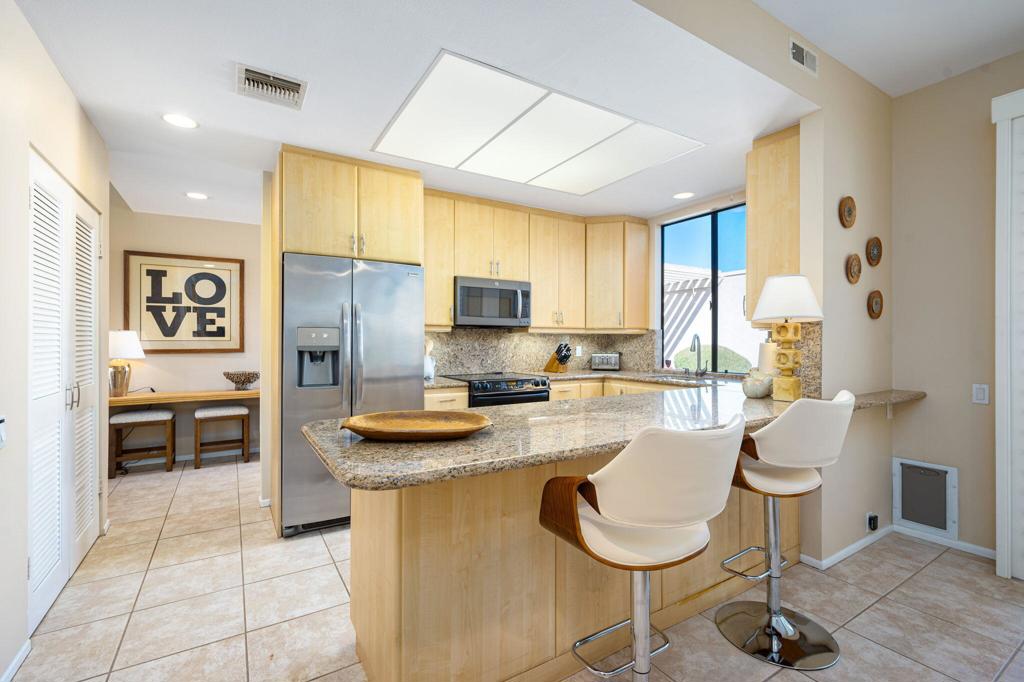 Mission Hills Country Club - Residential Lease