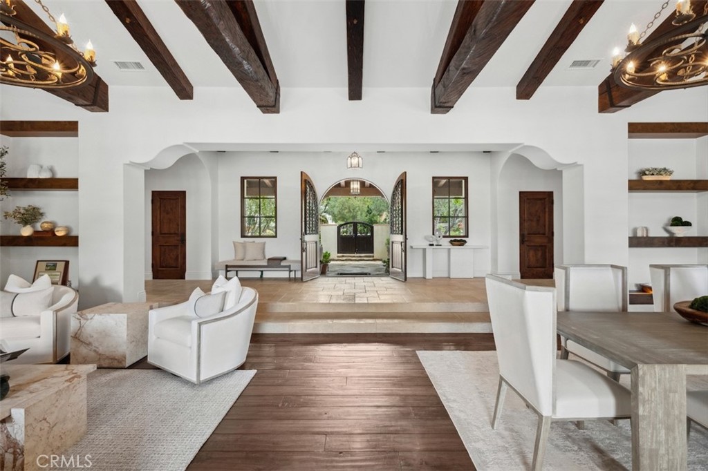 60 Canyon Creek