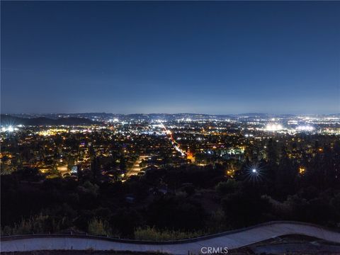 Photo of 1000 N Grand AVE, Glendora, CA 91741 (MLS # CV26065480)