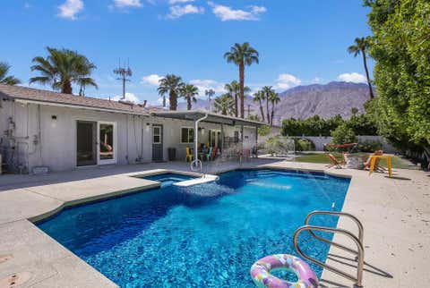 Photo of 1962 E Baristo Road, Palm Springs, CA 92262 (MLS # 219146853PS)