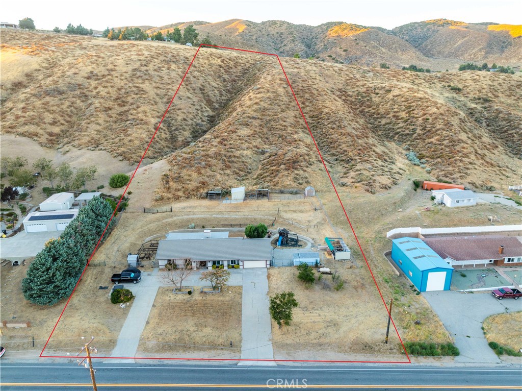 9231 Elizabeth Lake
