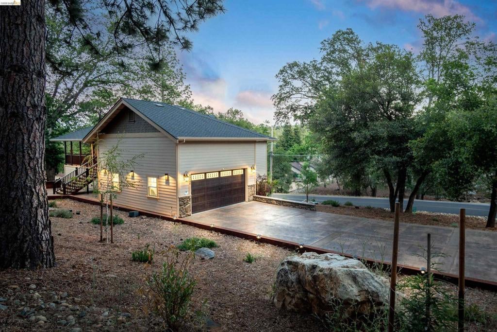 20145 Pleasantview Dr