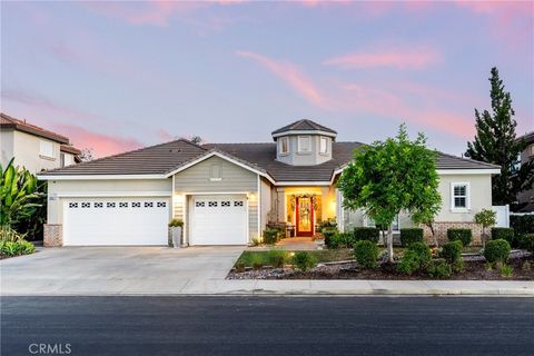 23921 Hollingsworth Murrieta CA 92562