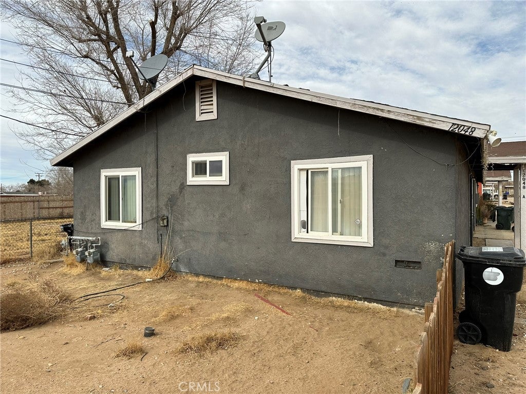 12048 Sand Ave