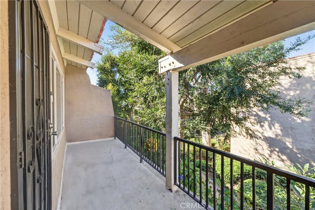 13722 Red Hill Avenue 54