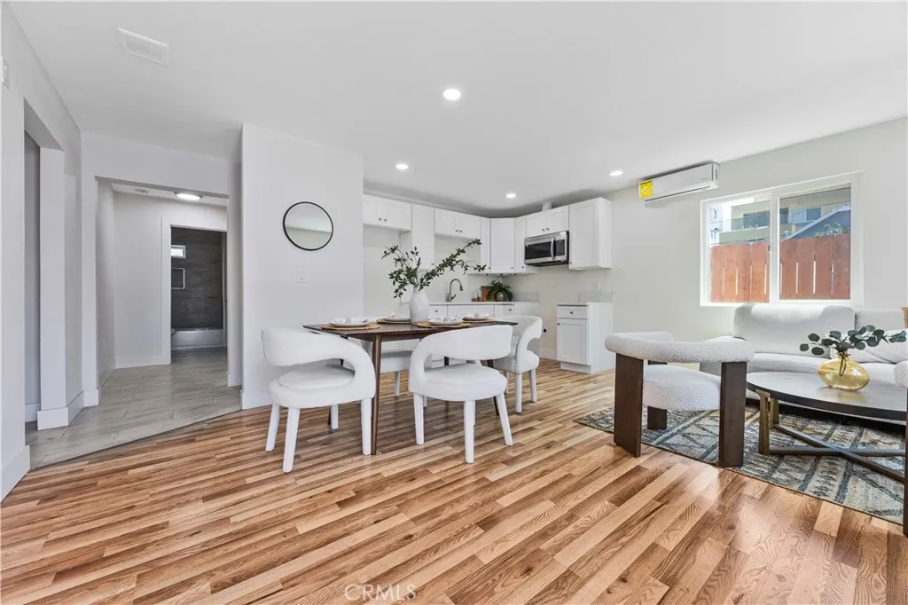 Los Angeles, California 90037, United States, ,Residential,Active,156717