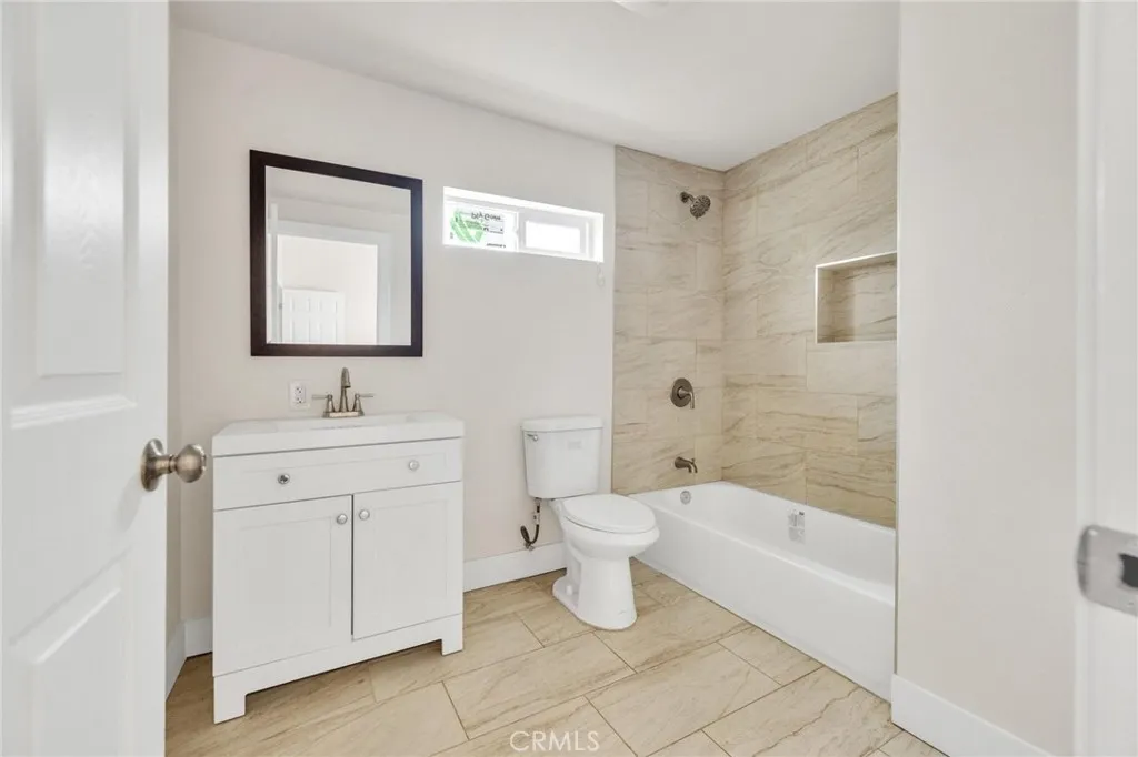 Los Angeles, California 90037, United States, ,Residential,Active,156717