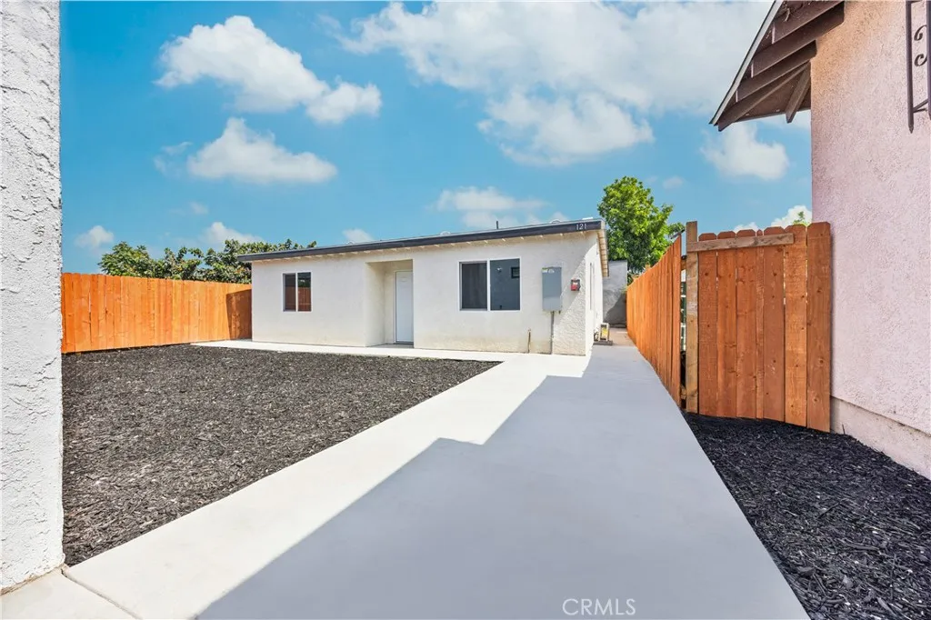 Los Angeles, California 90037, United States, ,Residential,Active,156717