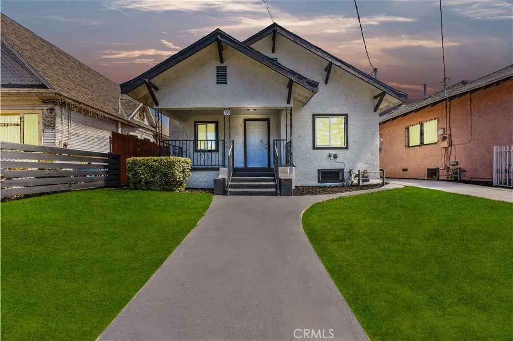 Los Angeles, California 90037, United States, ,Residential,Active,156717 Los Angeles, California 90037, United States, ,Residential,Active,156717