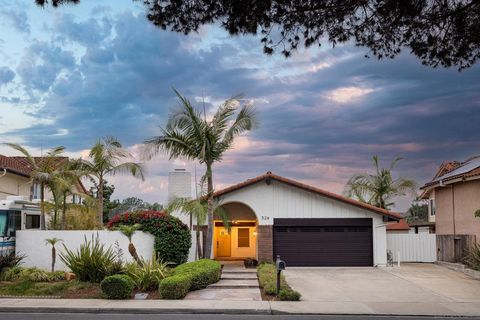 324 Avenida De Las Rosas Encinitas CA 92024