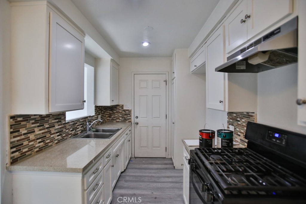 525 W Hampshire Avenue