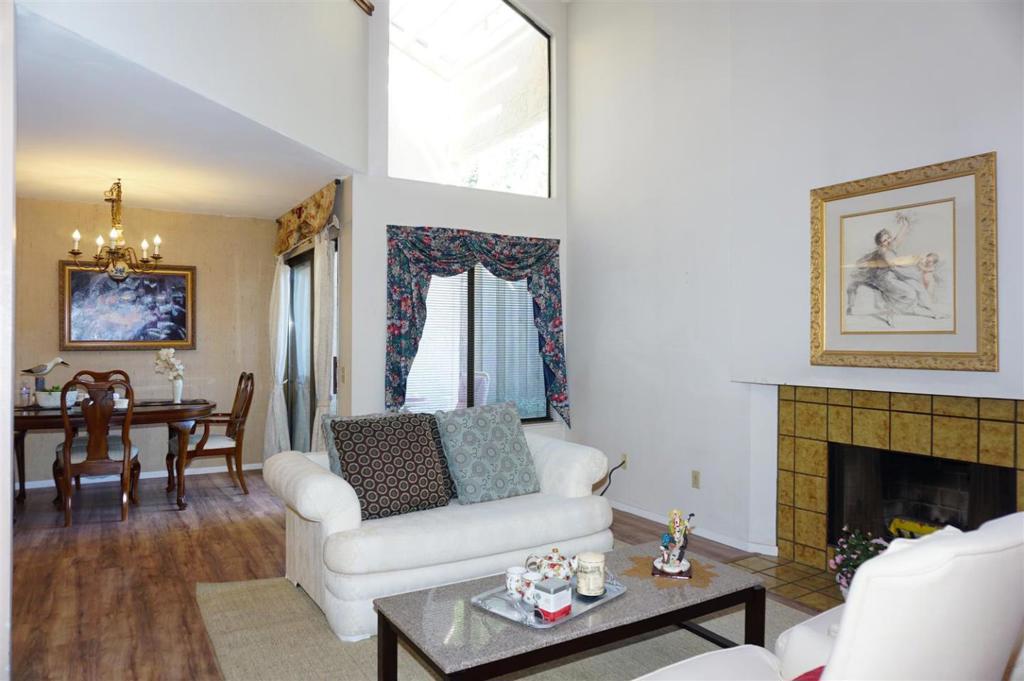 4733 Lago Vista Circle