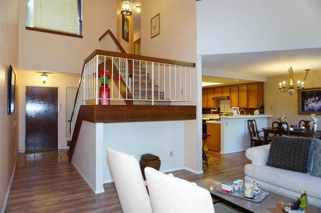 4733 Lago Vista Circle