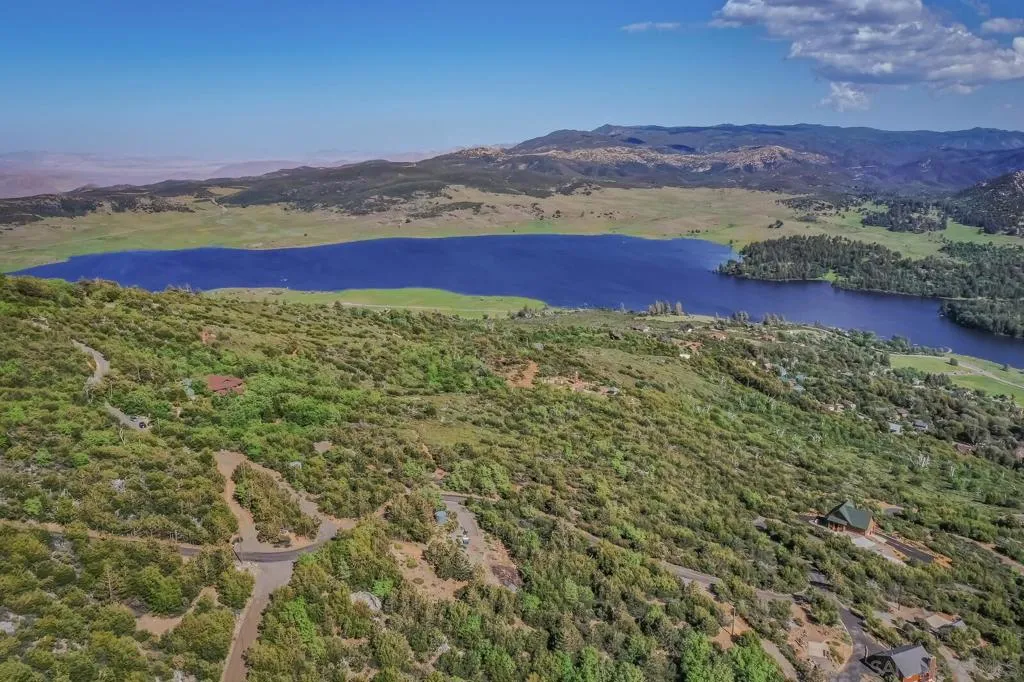 Julian, California 92036, United States, 4 Bedrooms Bedrooms, ,5 BathroomsBathrooms,Residential,Active,184984