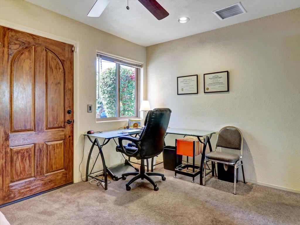 Tahquitz River Estat - Residential
