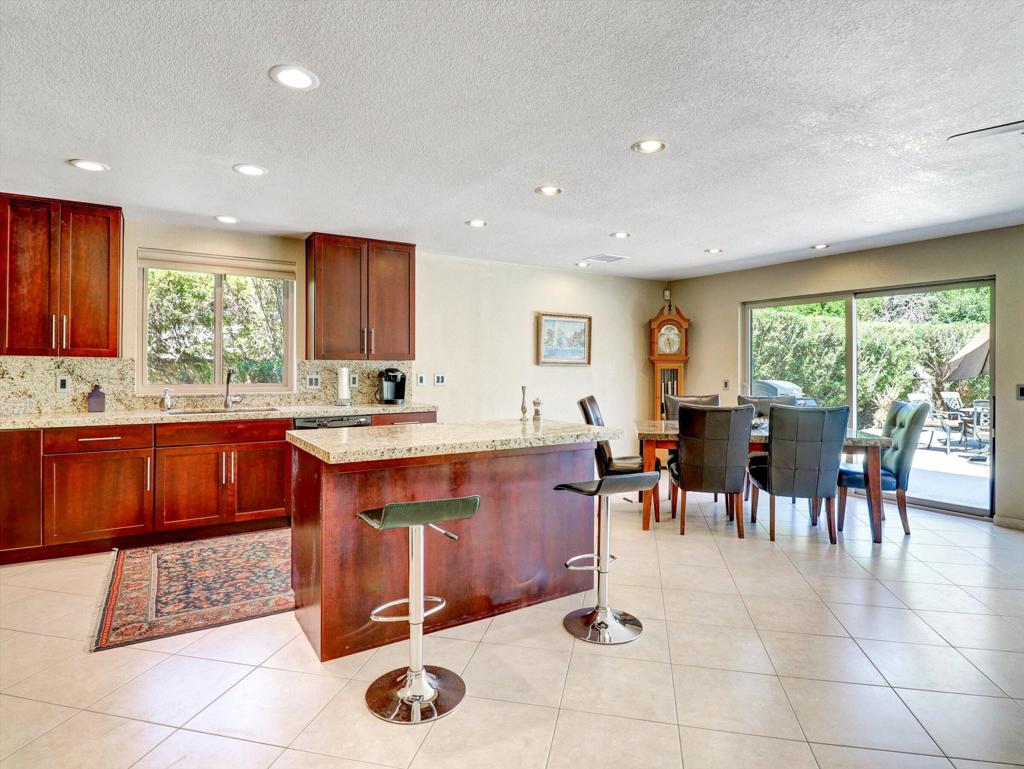 Tahquitz River Estat - Residential