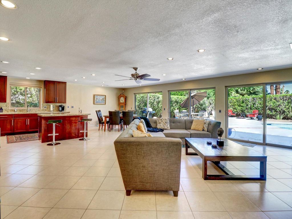 Tahquitz River Estat - Residential