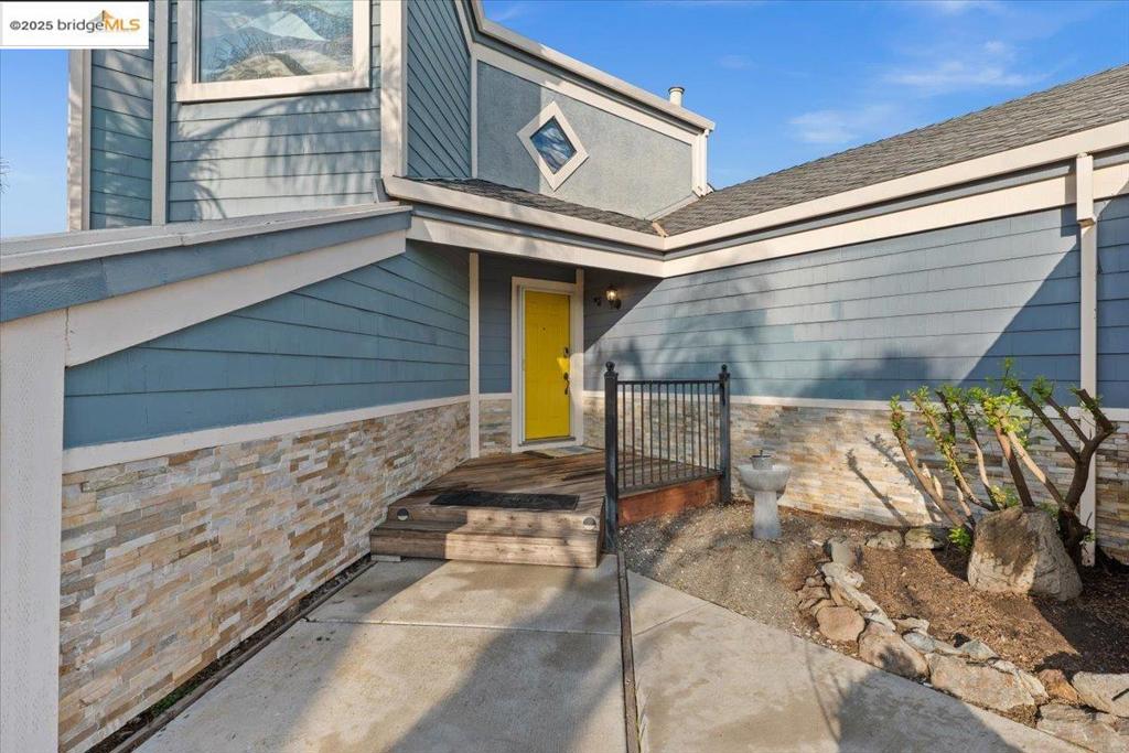 DELTA WATERFRONT ACCESS - Residential